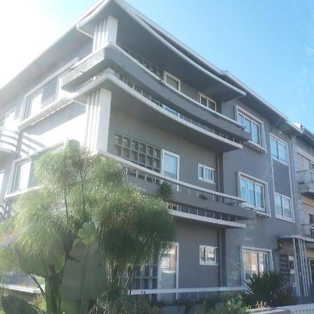 Buddies Charm Apt - Self Catering Aveiro Bagian luar foto