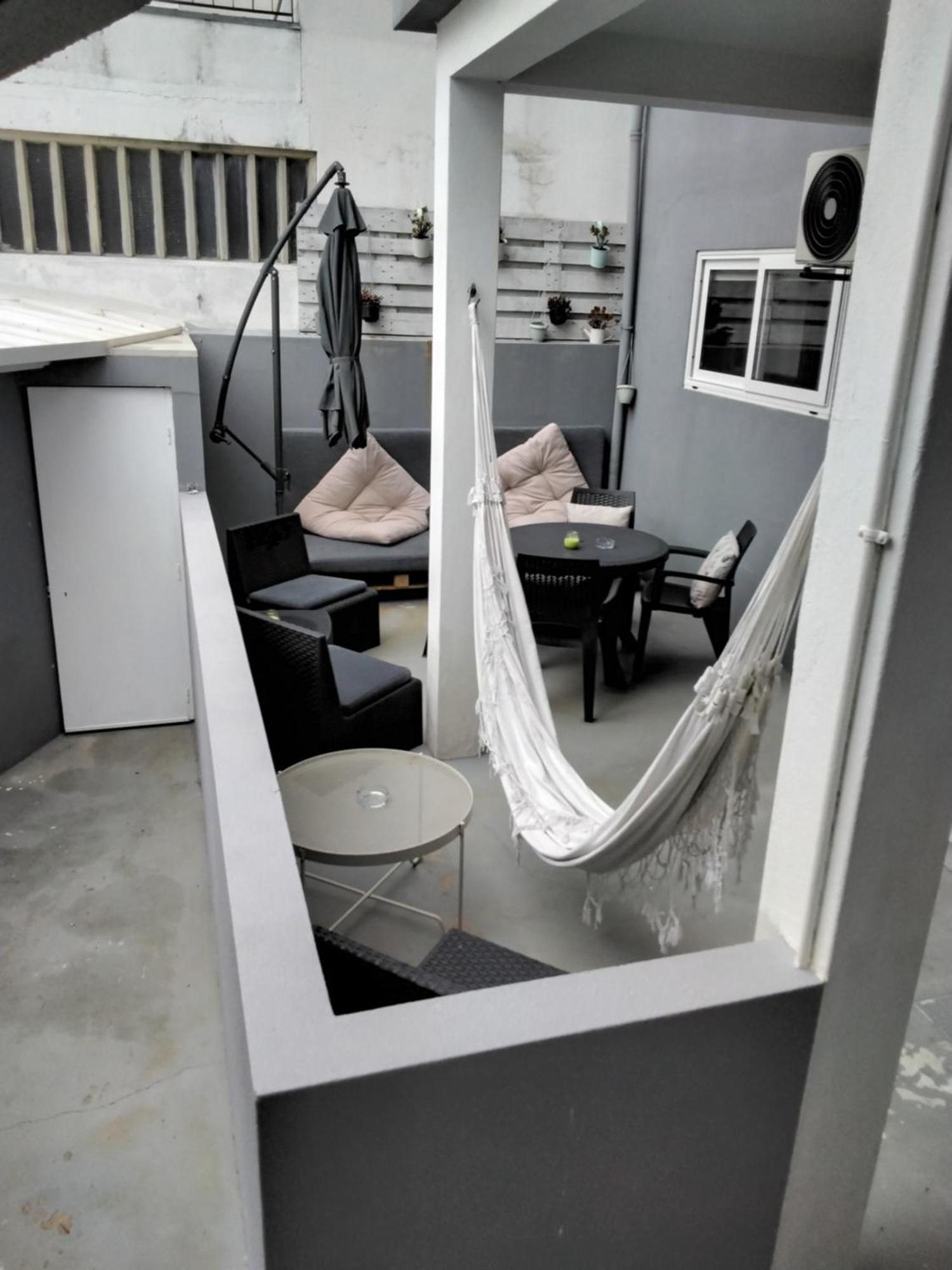 Buddies Charm Apt - Self Catering Aveiro Bagian luar foto