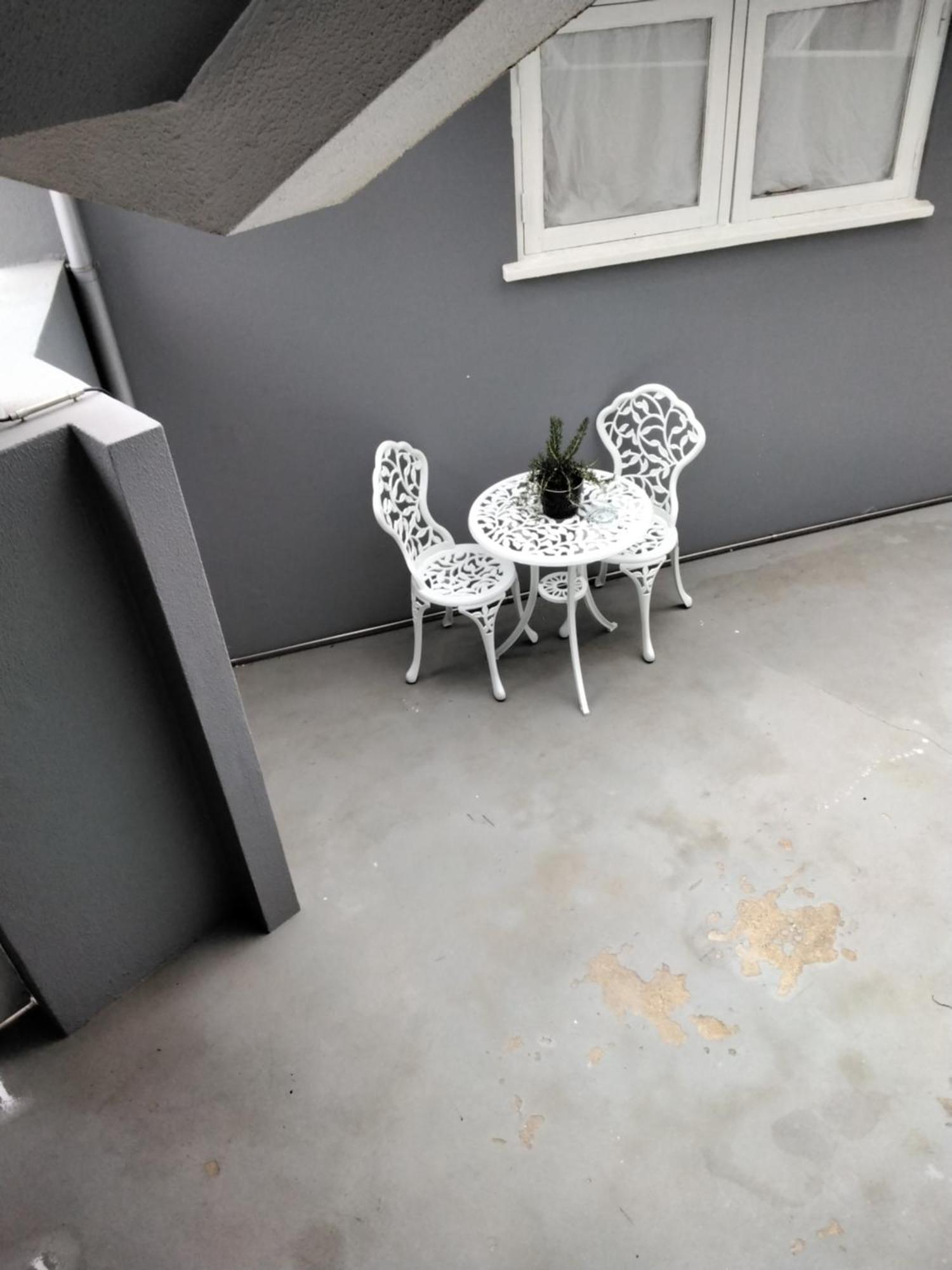 Buddies Charm Apt - Self Catering Aveiro Bagian luar foto