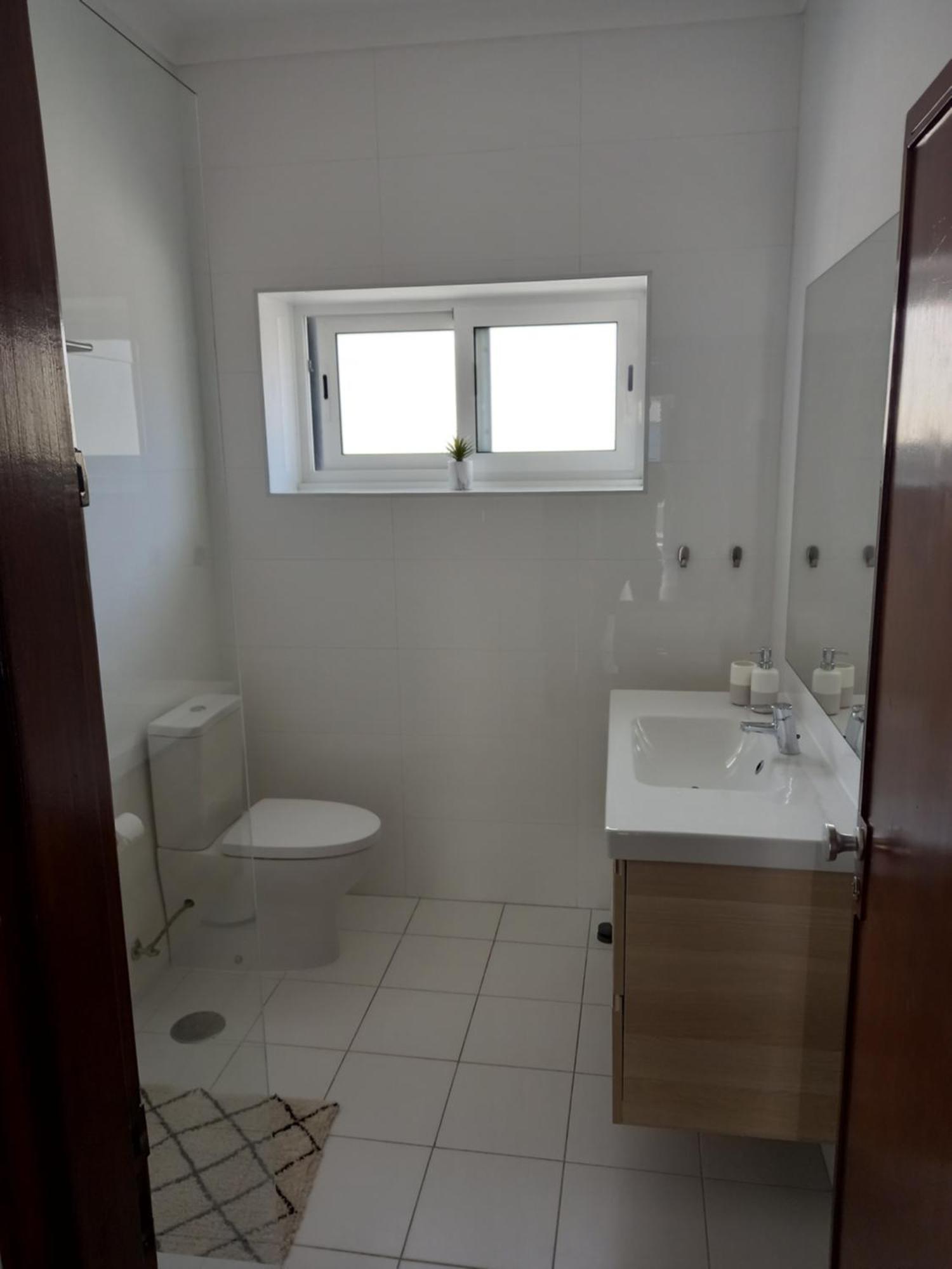 Buddies Charm Apt - Self Catering Aveiro Bagian luar foto